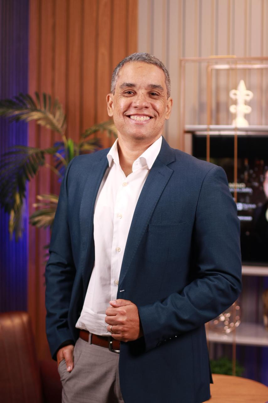 Dr. Jefferson Medeiros, cirurgião de cabeça e pescoço